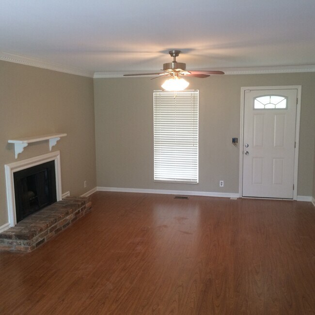 1413 Autumn Knoll Rd in Nashville, TN - Building Photo - Building Photo