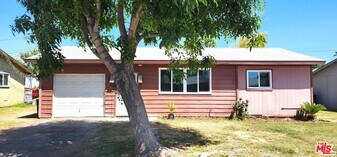 13891 Moreno Rose Pl in Moreno Valley, CA - Building Photo