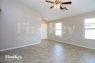 1976 W Prospector Way in Queen Creek, AZ - Building Photo - Building Photo