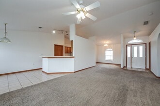 2391 Sweetwater Blvd in St. Cloud, FL - Building Photo - Building Photo