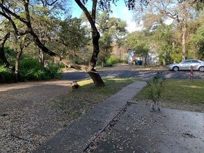 2207 Montclaire St in Austin, TX - Building Photo - Building Photo