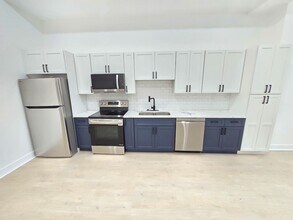 1012 W Lanvale St in Baltimore, MD - Foto de edificio - Building Photo