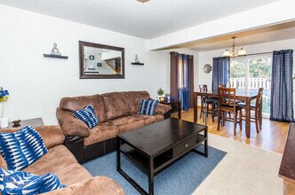 375 Aurora Way in Fort Collins, CO - Building Photo - Building Photo
