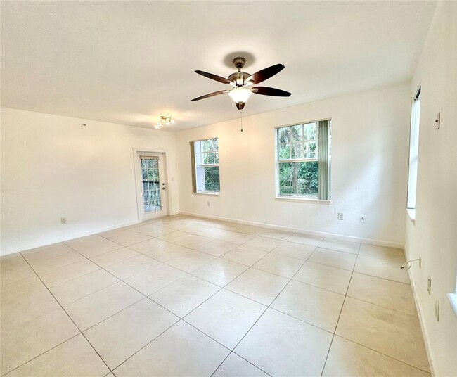 6778 W Sample Rd in Coral Springs, FL - Building Photo - Building Photo