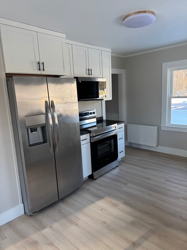 290 Squantum Rd in Jaffrey, NH - Building Photo - Building Photo