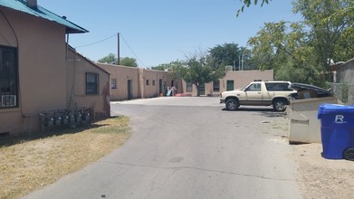 429 E May Ave in Las Cruces, NM - Building Photo - Building Photo