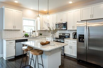 344 Sapphire Dr in Harrisonburg, VA - Building Photo - Building Photo
