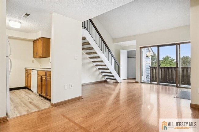 property at 1607 Aspen Dr