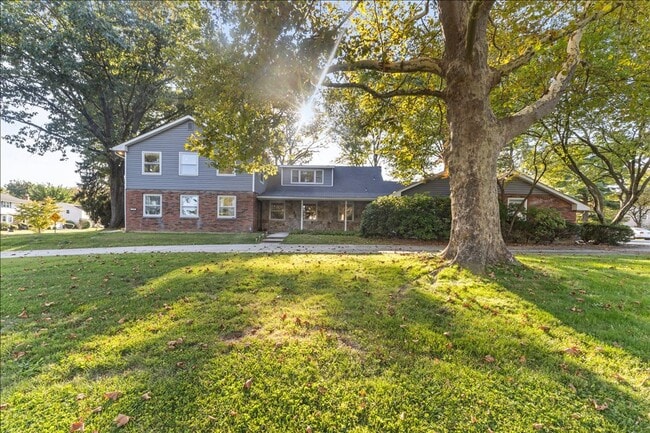 property at 1331 Armstrong Rd