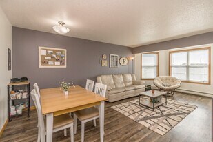 Alberta Heights Apartment Community in Bismarck, ND - Building Photo