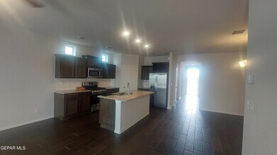 13000 Shildon St in Horizon City, TX - Building Photo - Building Photo