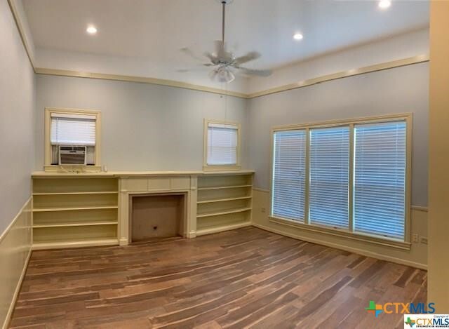 property at 612 W Hopkins St