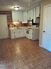 2003 Ashbourne Rd in Anderson, IN - Building Photo - Building Photo