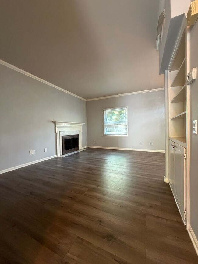 5945 Quail Hollow Rd in Charlotte, NC - Building Photo - Building Photo