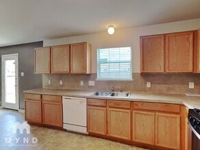 2703 Skyview Glen Ct in Houston, TX - Building Photo - Building Photo