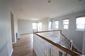 137 Coyote Brush in Irvine, CA - Building Photo - Building Photo