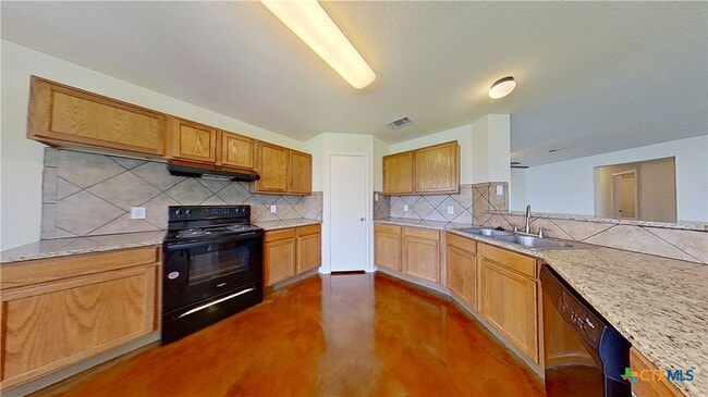 126 Sylvan St in Hutto, TX - Building Photo - Building Photo