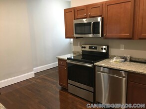 26 John F. Kennedy St in Cambridge, MA - Building Photo - Building Photo