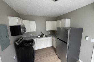 525 Baltimore St in Huntington, WV - Foto de edificio - Building Photo