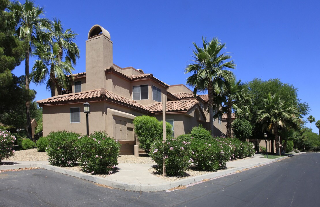 Casabella in Scottsdale, AZ - Building Photo
