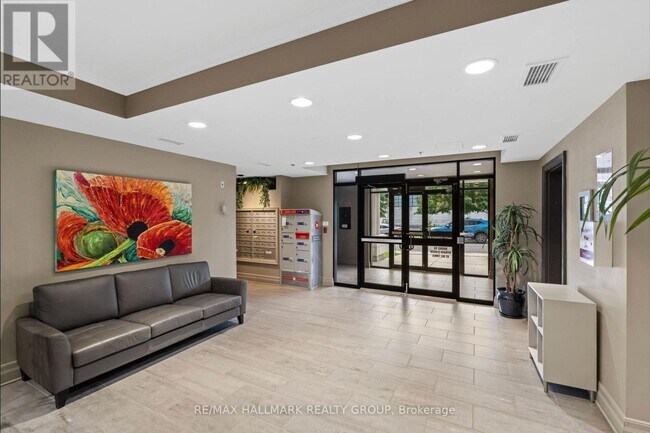 260 Besserer St in Ottawa, ON - Building Photo - Building Photo