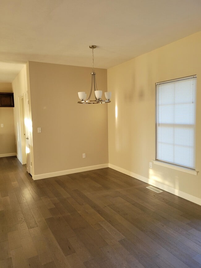 2616 Fieldstone Dr in Maryville, IL - Foto de edificio - Building Photo