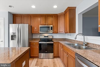 1157 Mare St in Ranson, WV - Building Photo - Building Photo