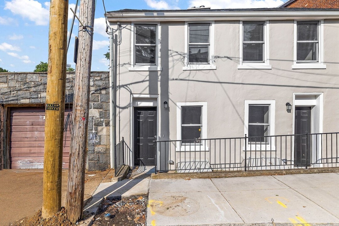 6 W 20th St in Wilmington, DE - Building Photo