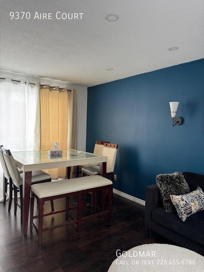 9370 Aire Ct in Windsor, ON - Building Photo - Building Photo