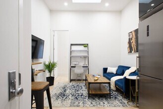 315 E 78th St in New York, NY - Building Photo - Building Photo