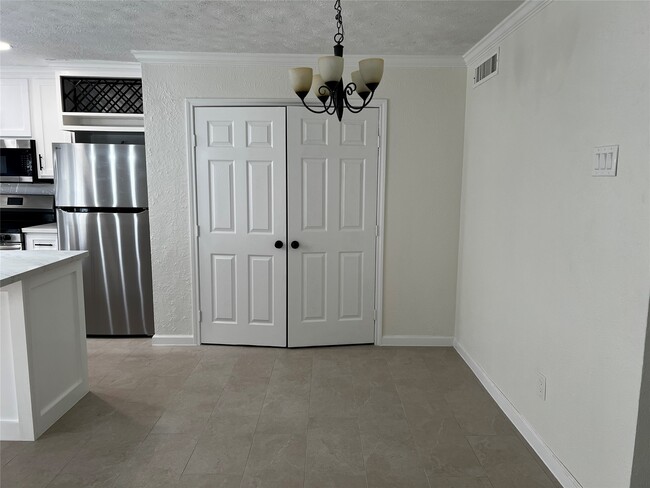 property at 306 Tara Plantation Dr