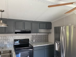 833 Lovell Rd in Knoxville, TN - Foto de edificio - Building Photo