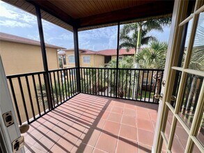 4333 Bayside Village Dr in Tampa, FL - Building Photo - Building Photo