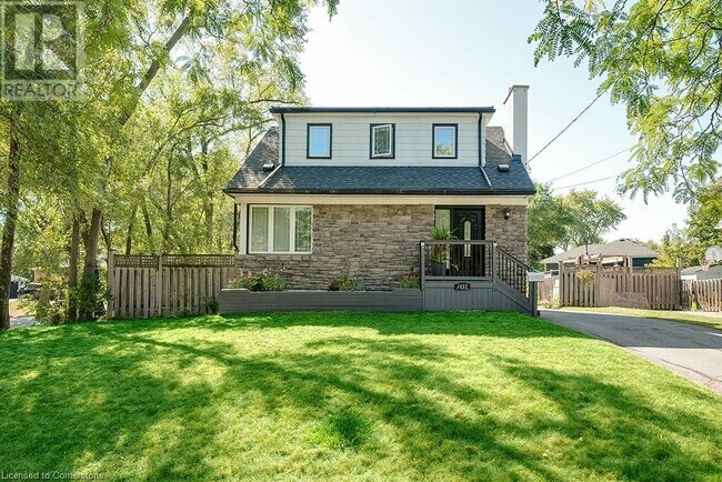 1452 Augustine Dr