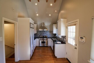 1190 Manor Dr in Reno, NV - Building Photo - Building Photo