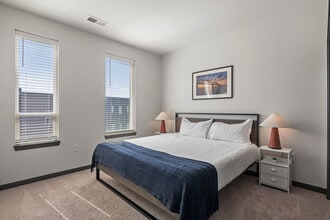 6160 N Rural St in Indianapolis, IN - Foto de edificio - Building Photo