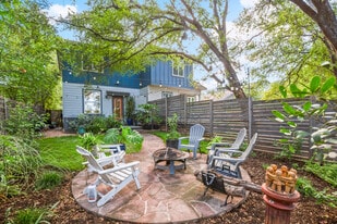 1220 Delano St, Unit B in Austin, TX - Building Photo