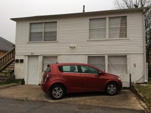 1904 Allen St, Unit 1 in North Little Rock, AR - Foto de edificio - Building Photo