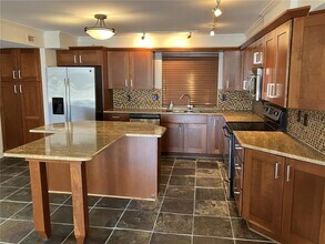 201 W Laurel St in Tampa, FL - Building Photo - Building Photo