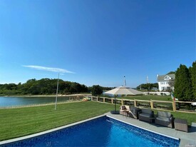 470 Goose Creek Ln in Southold, NY - Foto de edificio - Building Photo