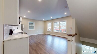 2 Center St in Southington, CT - Building Photo - Building Photo