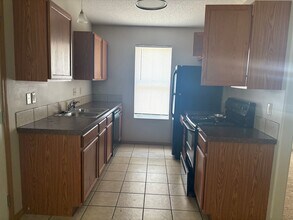 348-350 Richmond N in Wichita, KS - Building Photo - Building Photo