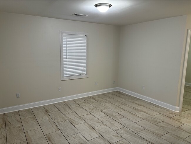 130 Ralph Quarterman Dr in Hinesville, GA - Building Photo - Building Photo