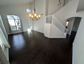 8121 Riviera Beach Dr in Las Vegas, NV - Building Photo - Building Photo