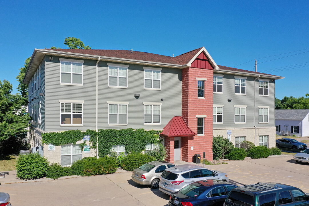 The Grove in La crosse, WI - Foto de edificio