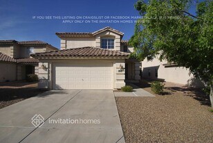 11822 W Poinsettia Dr in El Mirage, AZ - Building Photo