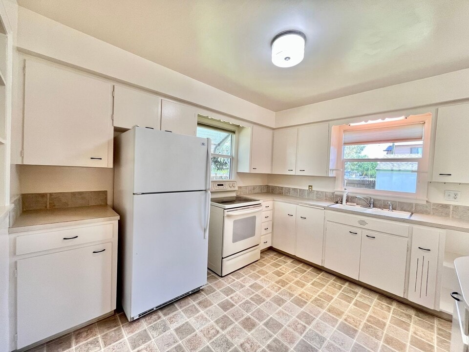 2304 W 6th St in Greeley, CO - Building Photo