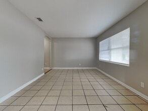 10927 Regency Dr in Jacksonville, FL - Building Photo - Building Photo