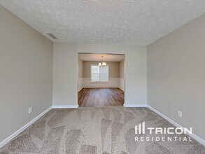 65 Cascade Ct in Covington, GA - Building Photo - Building Photo