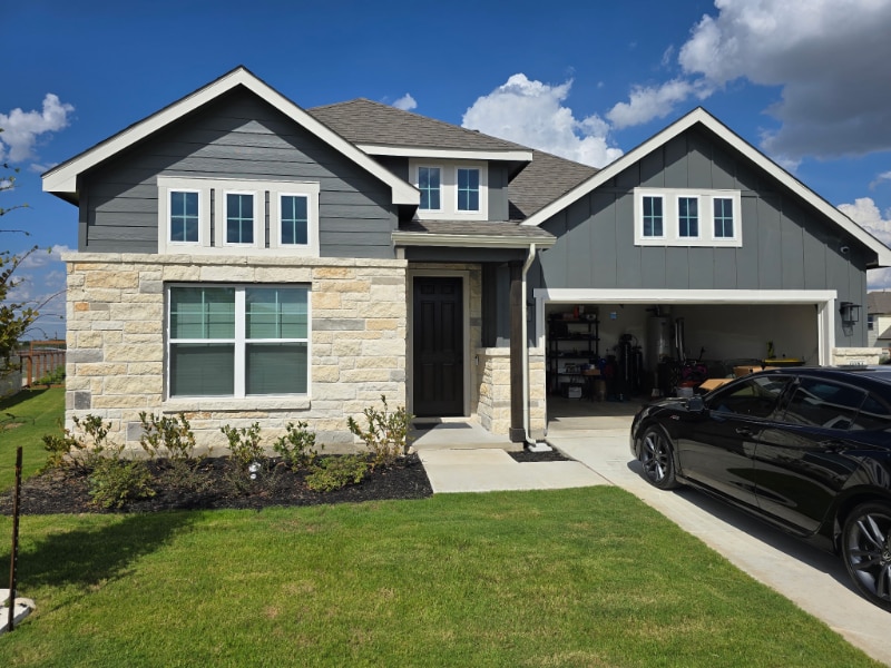 8024 Trail Grant in Schertz, TX - Building Photo